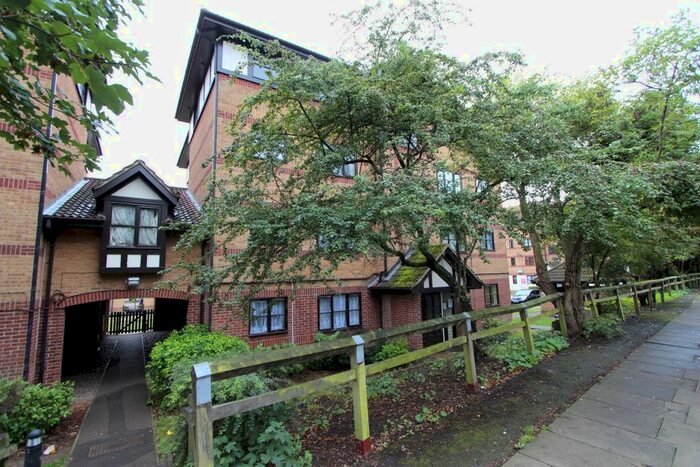 1 Bedroom Flat To Rent In Somerset Gardens, White Hart Lane, London, N17