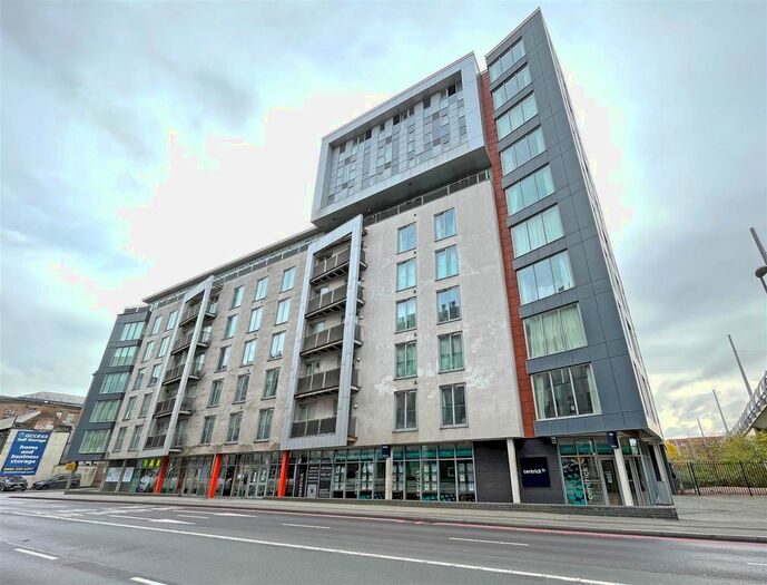 2 Bedroom Flat To Rent In Queens Road, NG2