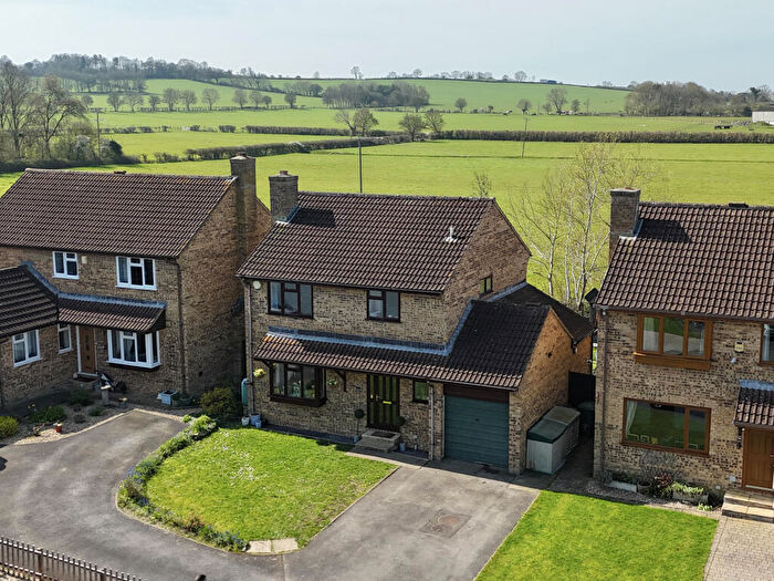 4 Bedroom Detached House For Sale In Westacre, Street, BA16