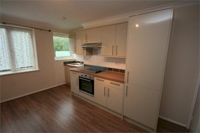 1 Bedroom Flat To Rent In Finchley Lodge, Gainsborough Road, Woodside Park, N12