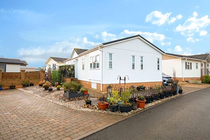 2 Bedroom Park Home For Sale In Meadowlands Court, Poundstock, Bude, Cornwall, EX23