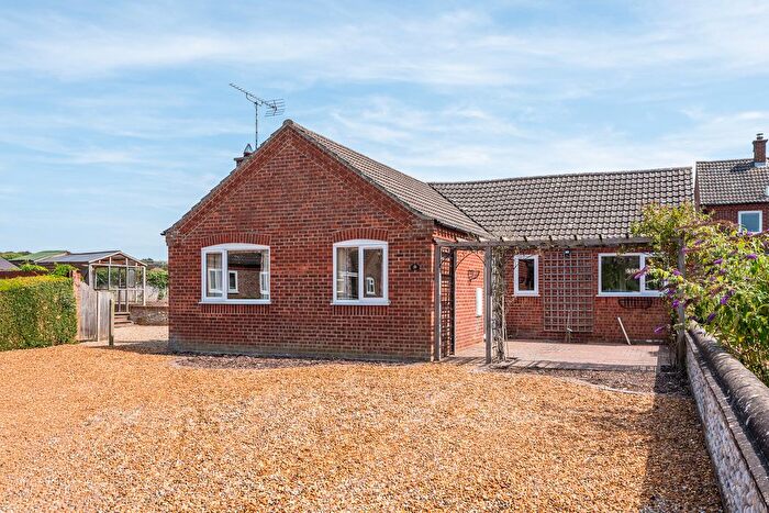 2 Bedroom Detached Bungalow For Sale In The Cornfield, Langham, NR25