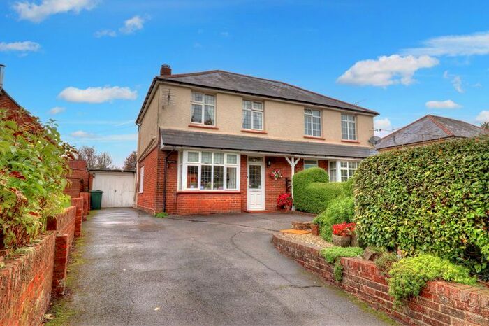 3 Bedroom Semi-Detached House For Sale In Bolter End Lane, Bolter End, High Wycombe, HP14
