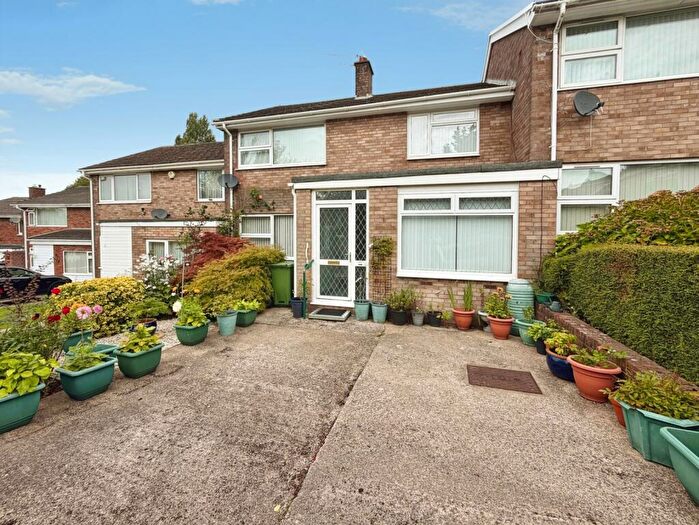 3 Bedroom Terraced House For Sale In Farm Drive, Cardiff, CF23