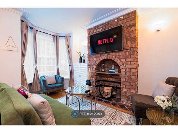 4 Bedroom Terraced House To Rent In Cromwell Street, Lincoln, LN2