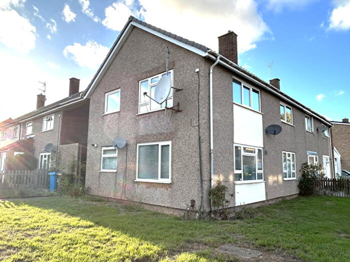 2 Bedroom Flat To Rent In Chesil Walk, Corby, NN18