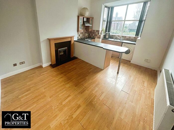 1 Bedroom Flat To Rent In Flat, Tipton Road, Woodsetton, Dudley, DY3