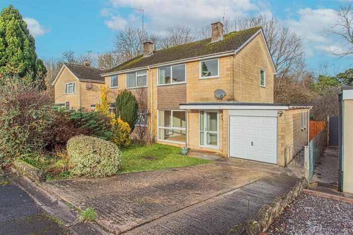 3 Bedroom Semi-Detached House For Sale In Brook Drive, Corsham, SN13