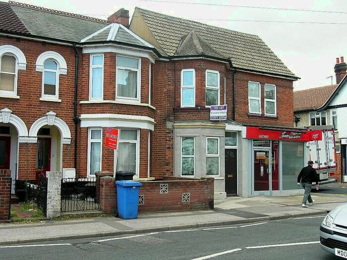 1 Bedroom Flat To Rent In Foxhall Road, Ipswich, IP3