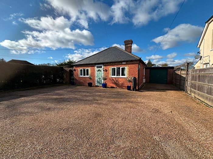 4 Bedroom Bungalow For Sale In Staplehurst, Kent, TN12