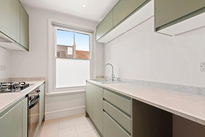 2 Bedroom Flat To Rent In Vera Road, Munster Village, SW6