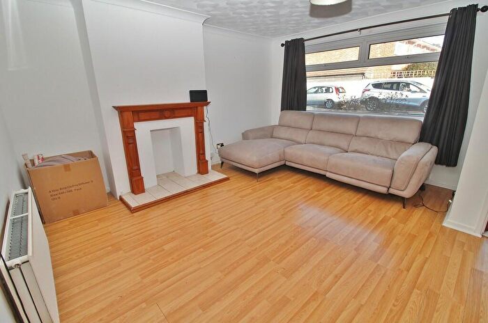 2 Bedroom Semi-Detached House For Sale In Exton Road, West Leigh, PO9