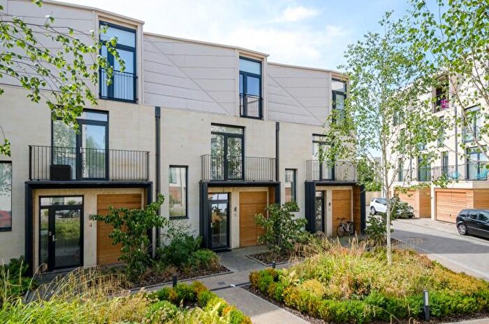 2 Bedroom Terraced House For Sale In The Mews, Victoria Bridge Road, Bath, BA2