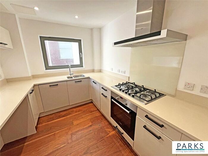 2 Bedroom Apartment To Rent In Palmeira Avenue, Hove, East Sussex, BN3