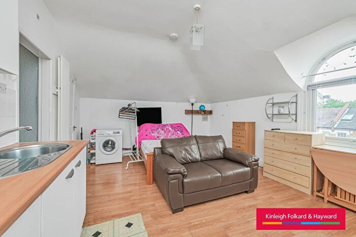 Studio To Rent In George Lane, London, SE13