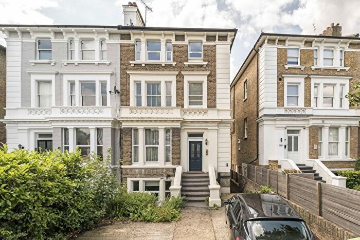 2 Bedroom Flat To Rent In Argyle Road, London, W13