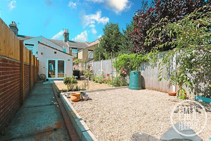 3 Bedroom Terraced House For Sale In Park Road, Lowestoft, NR32