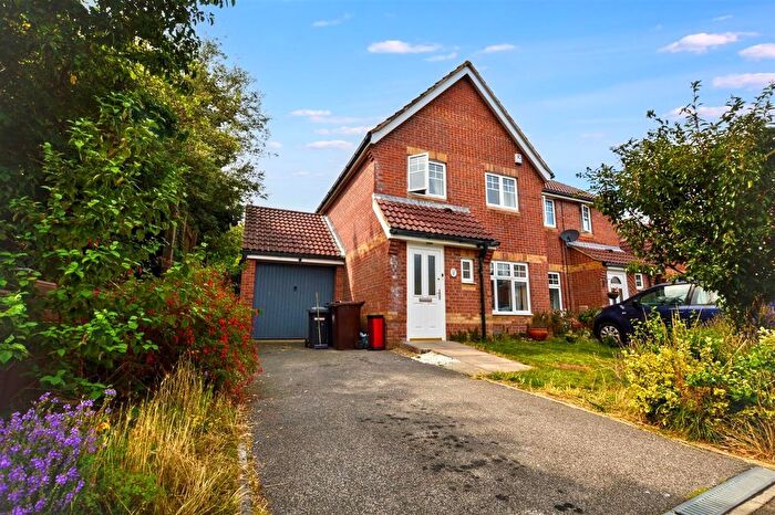 3 Bedroom Semi-Detached House To Rent In Palesgate Way, Eastbourne, BN20