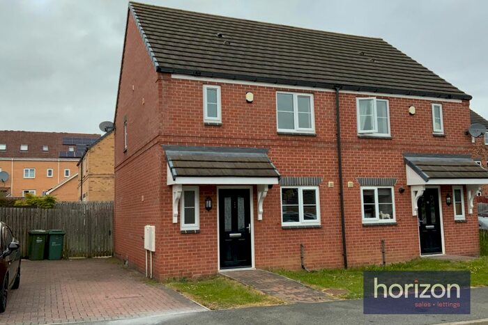 3 Bedroom Semi-Detached House To Rent In Water Avens Way, Stockton-On-Tees, Durham, TS18