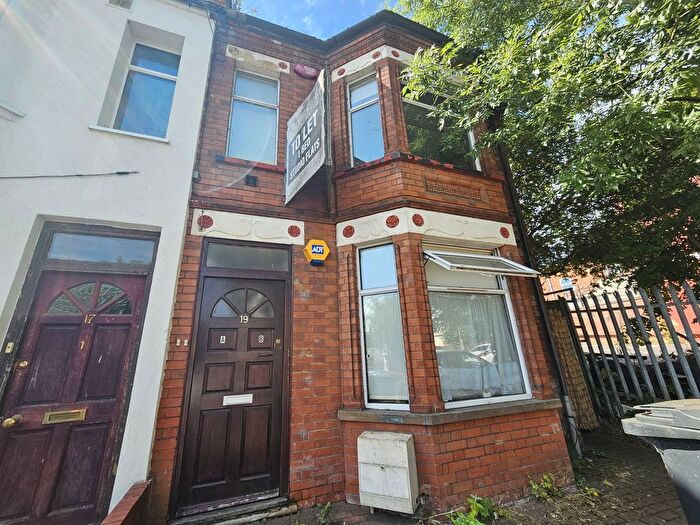 1 Bedroom Flat To Rent In Flat E Hazelbury Crescent, Luton, LU1