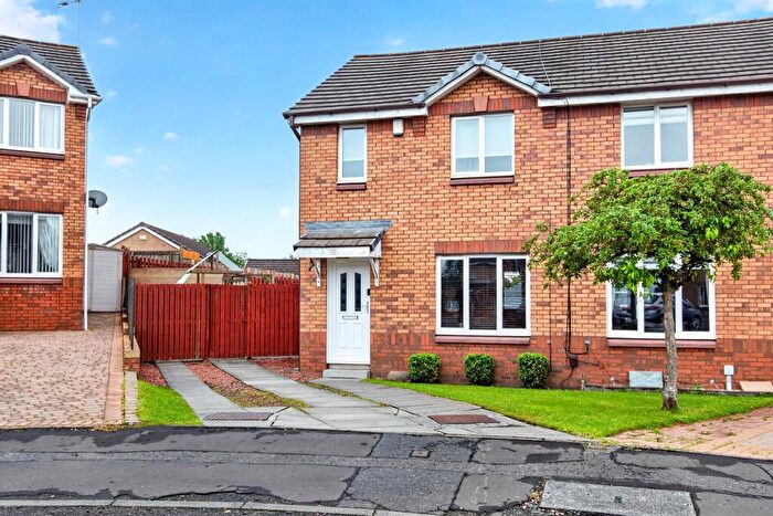 3 Bedroom Semi-Detached House For Sale In Catrine Road, Glasgow, G53