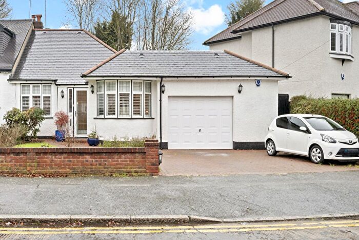 2 Bedroom Semi Detached House For Sale In Courtland Avenue, London, E4