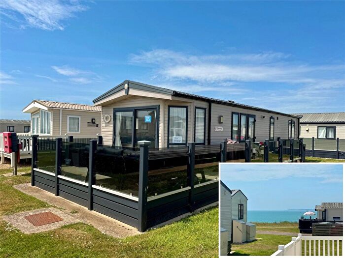 3 Bedroom Park Home For Sale In Barton Cliffs, Hoburne Naish, Barton On Sea, Hampshire, BH25