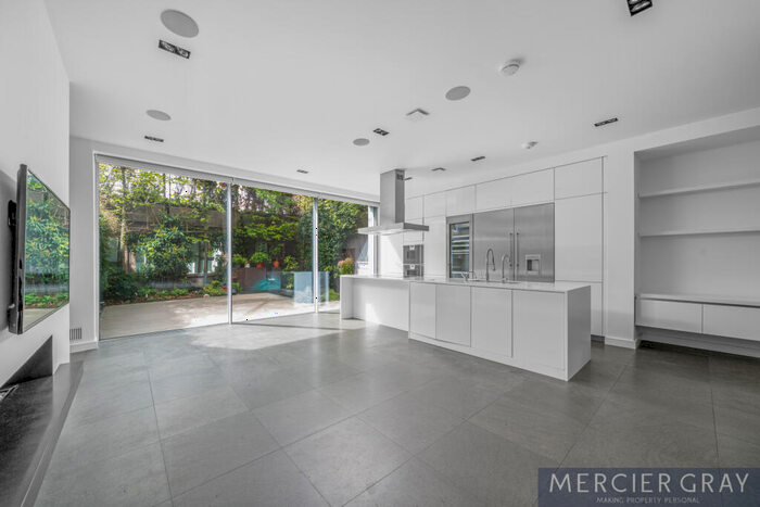 5 Bedroom House To Rent In College Crescent, Hampstead, NW3