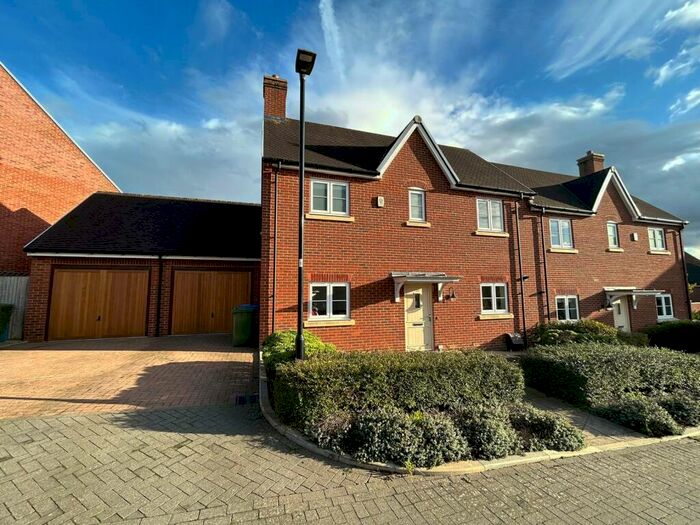 3 Bedroom Semi-Detached House To Rent In Betony Rise, Warfield, Bracknell, Berkshire, RG42