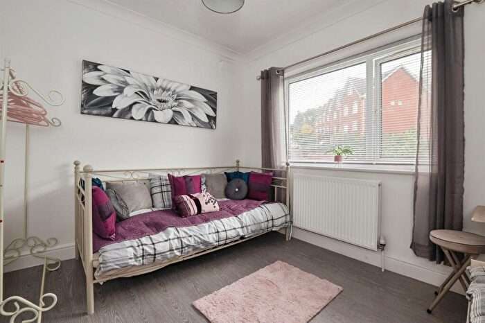 2 Bedroom Maisonette For Sale In Gainsford Road, Southampton, SO19