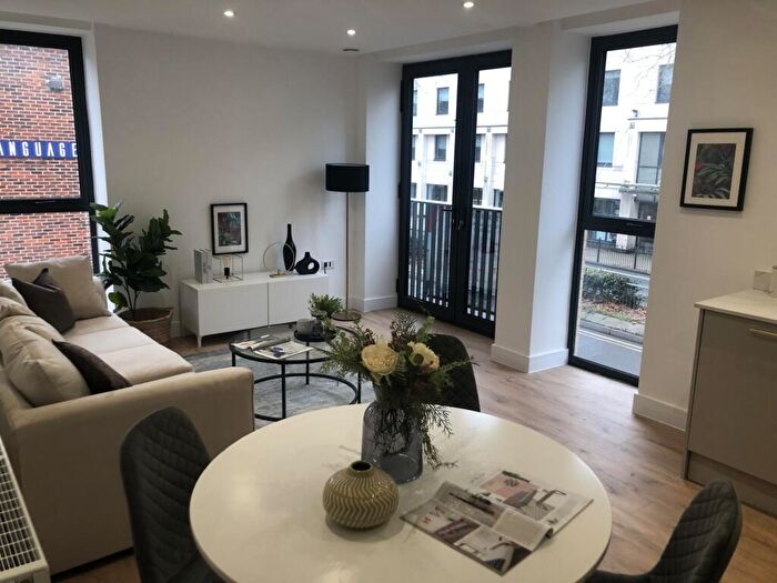 2 Bedroom Apartment To Rent In St George's Place, Canterbury, CT1