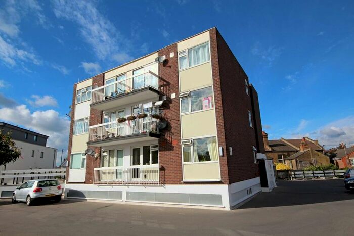 1 Bedroom Flat To Rent In Gunnersbury Lane, London, W3