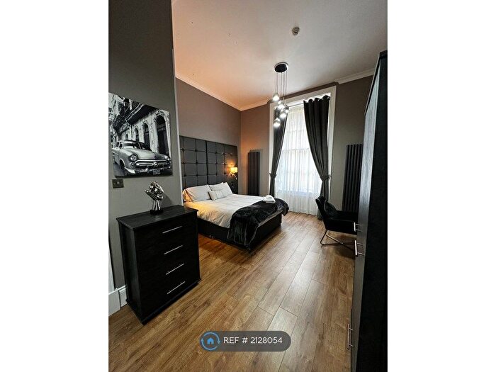 Studio To Rent In St. Vincent Street, Glasgow, G2