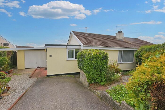 2 Bedroom Semi-detached Bungalow For Sale In Trevince Parc, Carharrack, TR16
