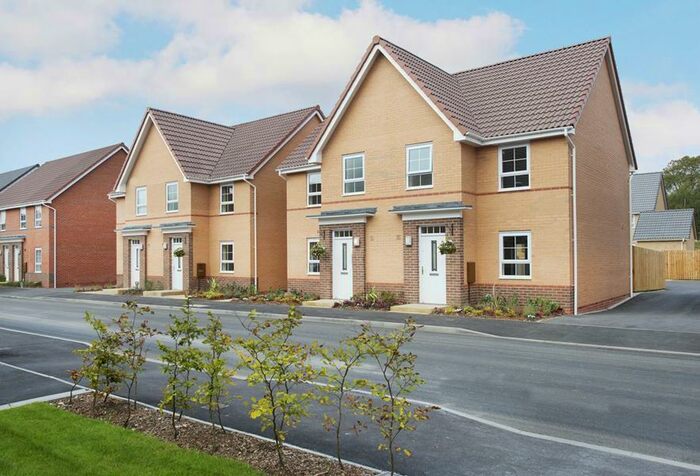 3 Bedroom Semi-Detached House To Rent In Cromwell Avenue, East Cowes, PO32