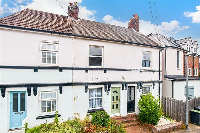 1 Bedroom Terraced House For Sale In Uridge Road, Tonbridge, Kent, TN10