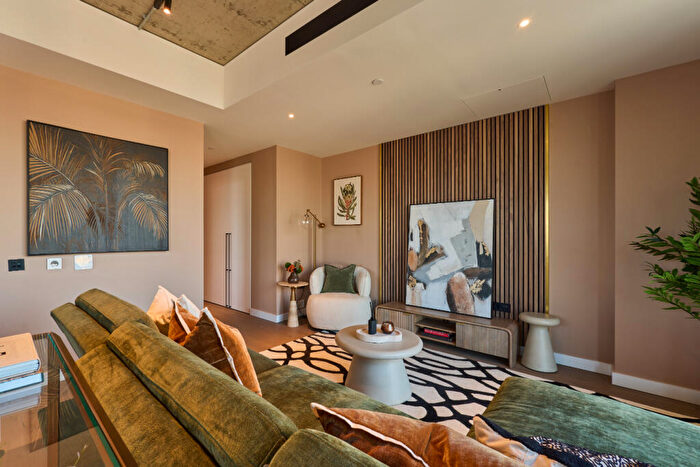 2 Bedroom Apartment For Sale In The Founding, Canada Water, SE16