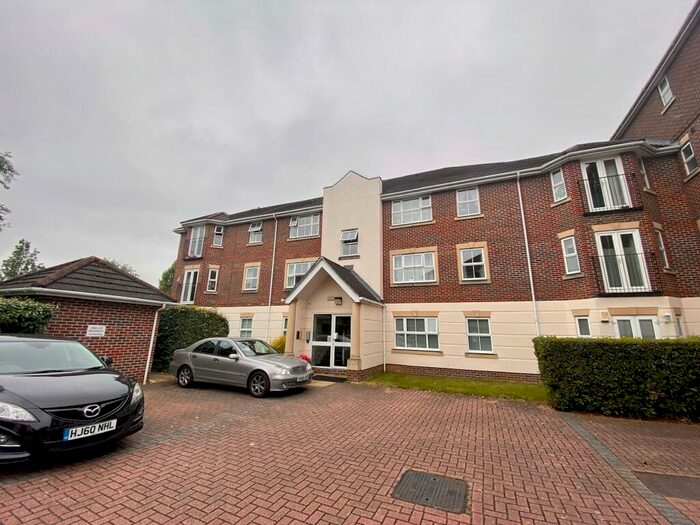 2 Bedroom Apartment To Rent In Abbotsmead Place, Caversham, RG4