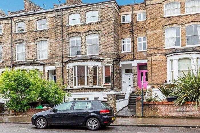 4 Bedroom Flat To Rent In Tufnell Park Road, Tufnell Park, N7