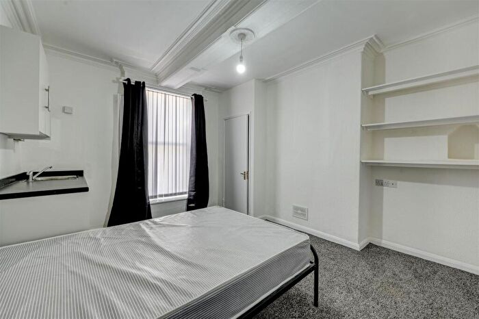 1 Bedroom Property To Rent In Newtown Road, Carlisle, CA2