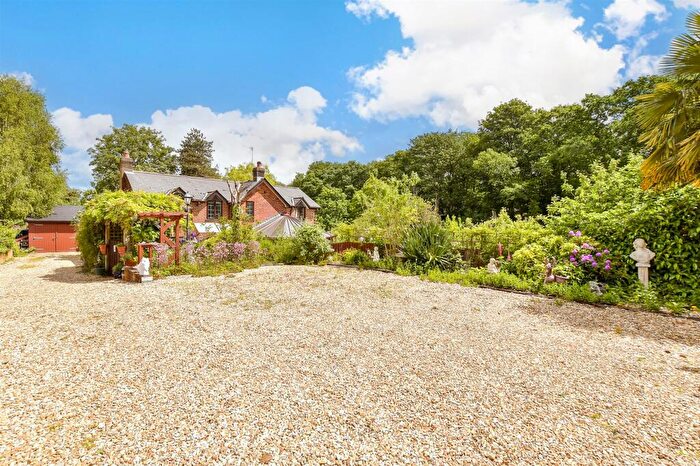 4 Bedroom Detached House For Sale In Hill Top, Newchurch, Sandown, Isle Of Wight, PO36