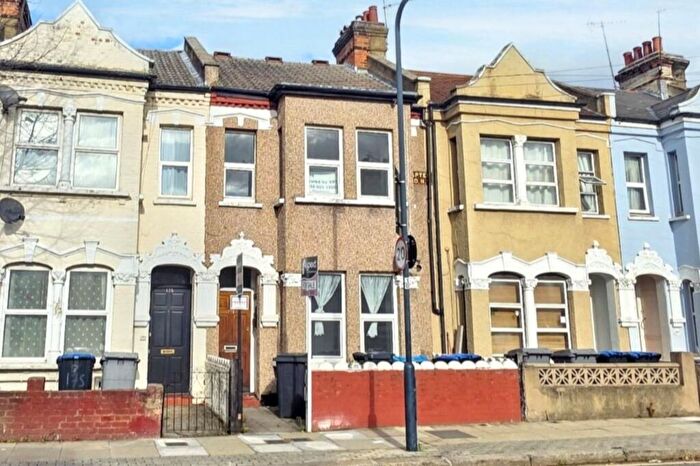 2 Bedroom Block Of Apartments For Sale In A & B Chapter Road, Brent, London, NW2