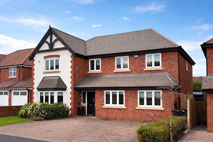 5 Bedroom Detached House For Sale In Brookhouse Mews, Sutton Coldfield, B76