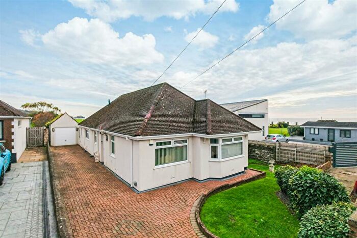 3 Bedroom Detached Bungalow For Sale In Clevedon Avenue, Sully, CF64