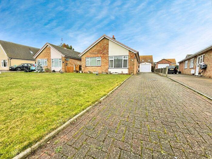 3 Bedroom Bungalow For Sale In Kirkhurst Close, Brightlingsea, CO7
