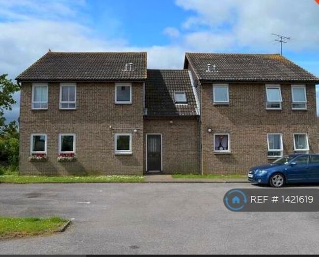 Studio To Rent In Egremont Gardens, Slough, SL1