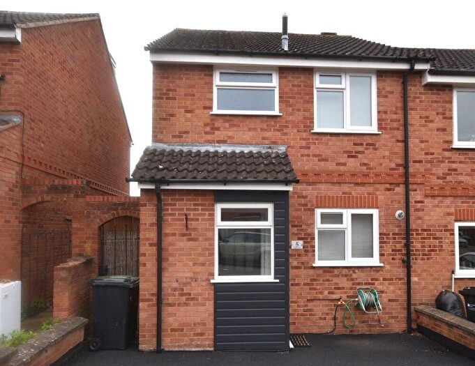 3 Bedroom End Of Terrace House To Rent In Russet Close, Ledbury, Herefordshire, HR8