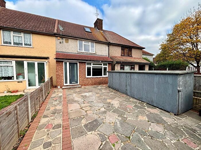 4 Bedroom Terraced House To Rent In Ayloffe Road, Dagenham, Essex, RM9