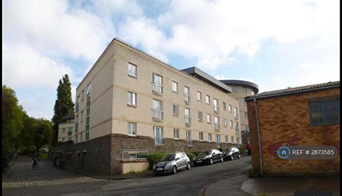 3 Bedroom Penthouse To Rent In Chancery Street, Bristol, BS5