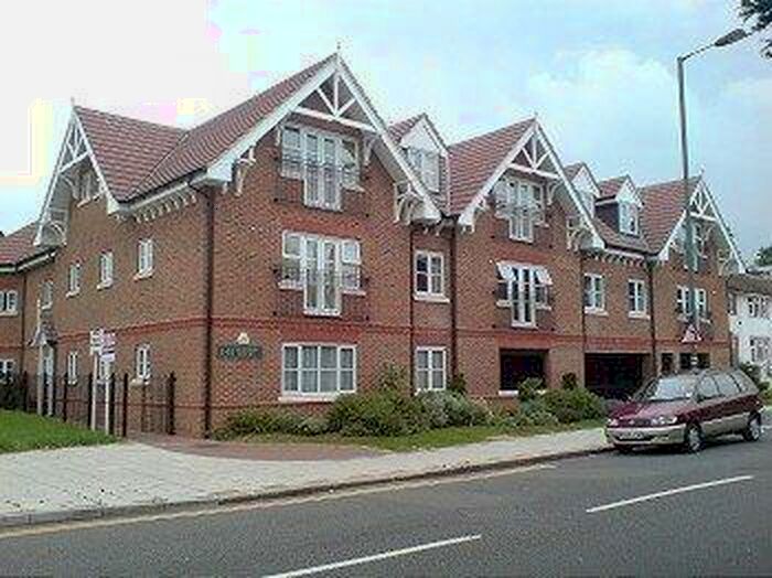 2 Bedroom Apartment To Rent In Ludlow Court, Barnet, EN4